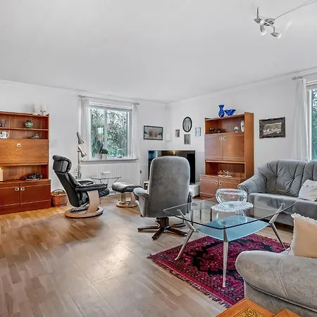 2 Bedroom Pet Friendly In Prázdninový dům *